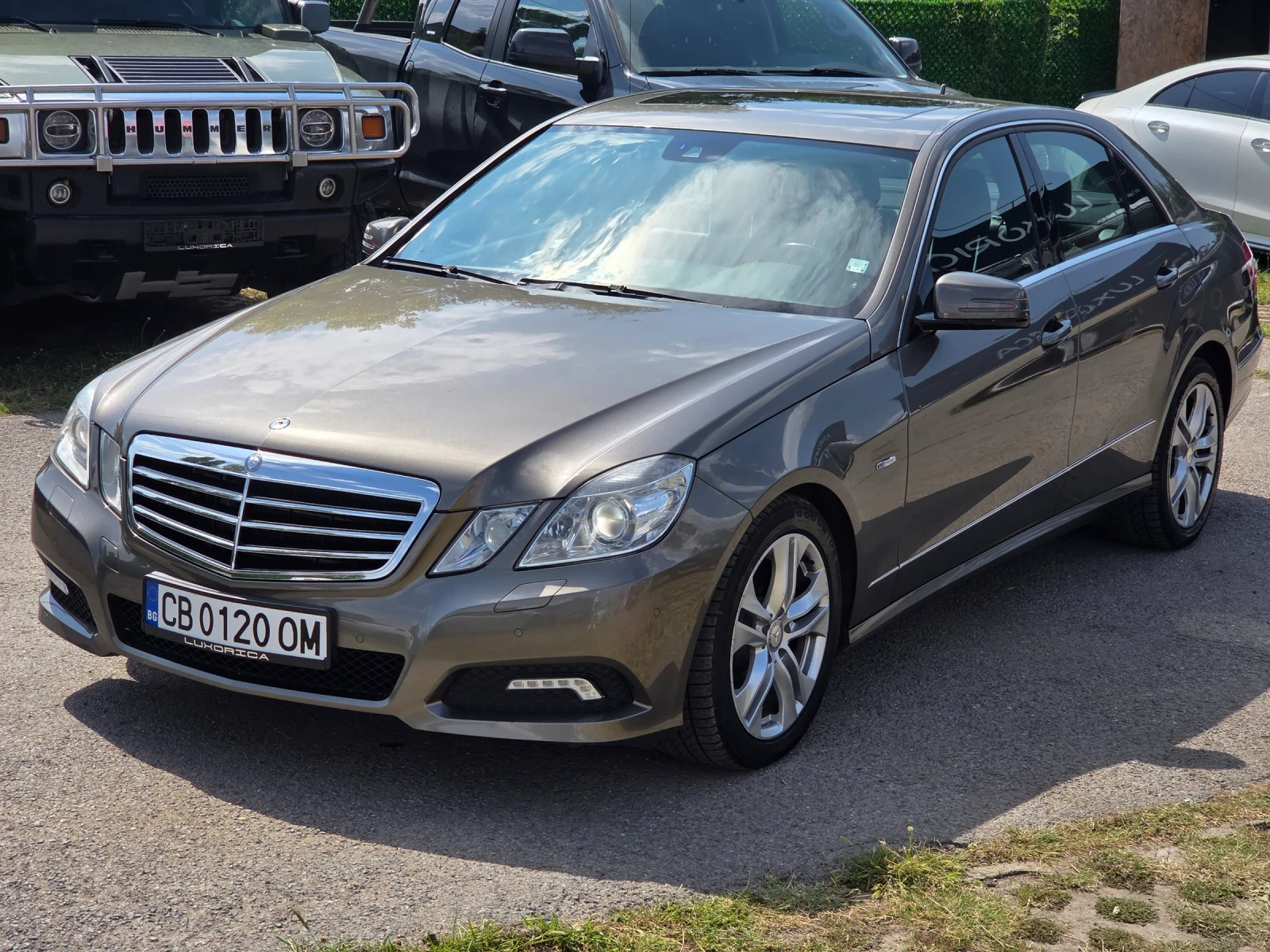 Mercedes-Benz E 350 AVANGARDE ПЕРФЕКТЕН, снимка 3 - Автомобили и джипове - 55821740