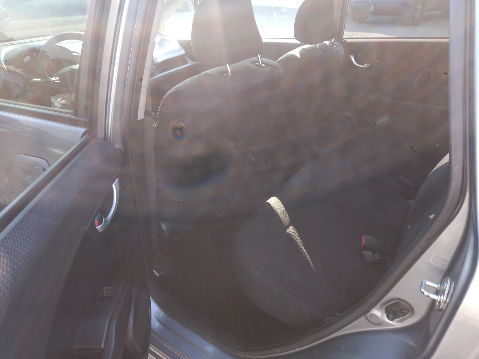 Honda Jazz 1.33i HYBRID, снимка 12 - Автомобили и джипове - 55829487