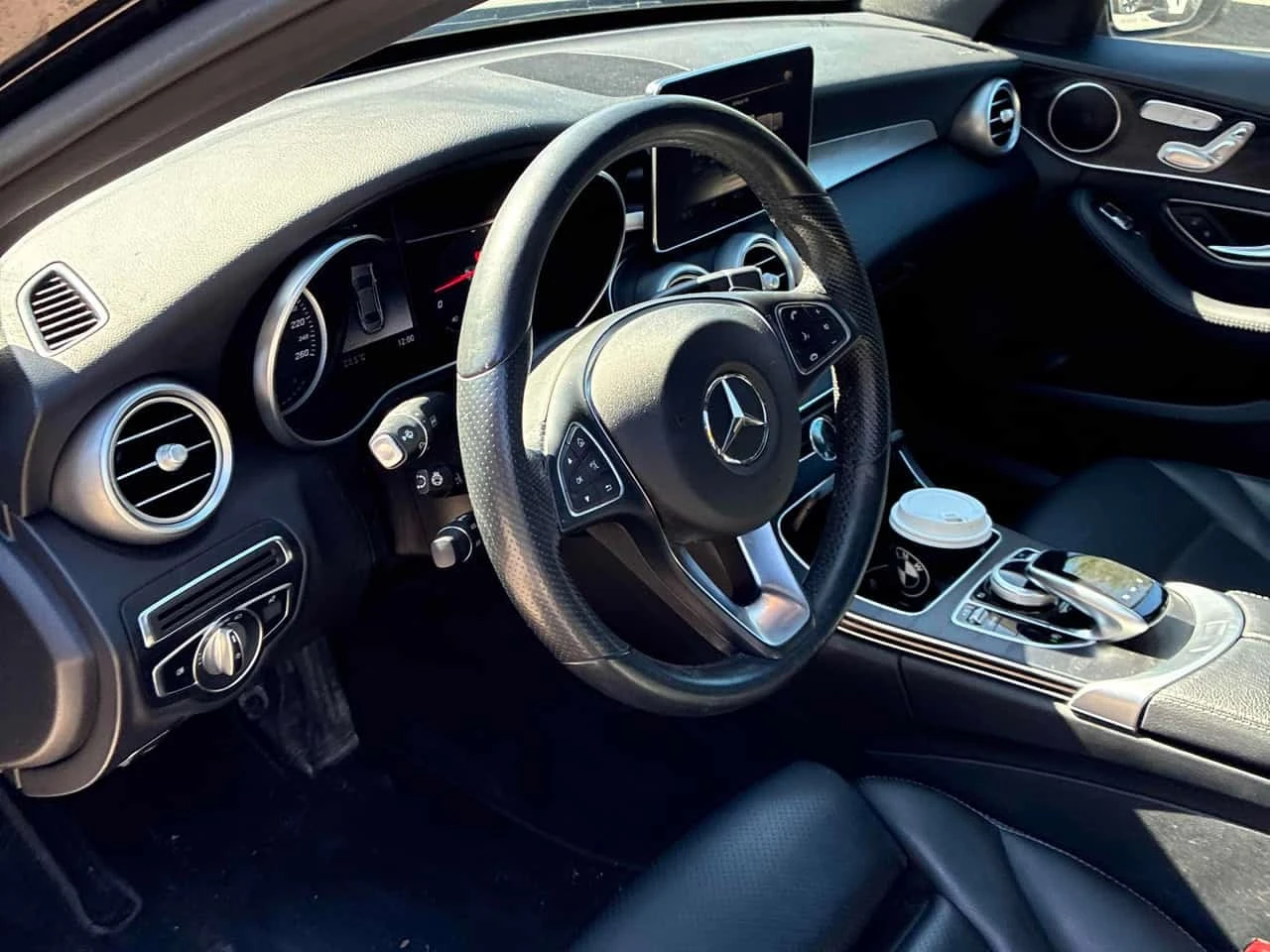 Mercedes-Benz C 300 4MATIC * ГЛАВНО ПРЕДСТАВИТЕЛСТВО НА BMW* , снимка 5 - Автомобили и джипове - 56217624