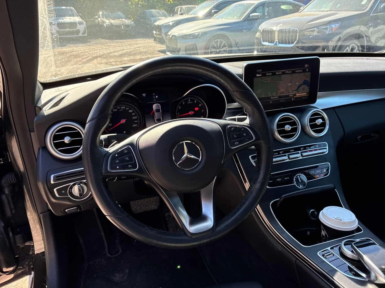 Mercedes-Benz C 300 4MATIC * ГЛАВНО ПРЕДСТАВИТЕЛСТВО НА BMW* , снимка 9 - Автомобили и джипове - 56217624