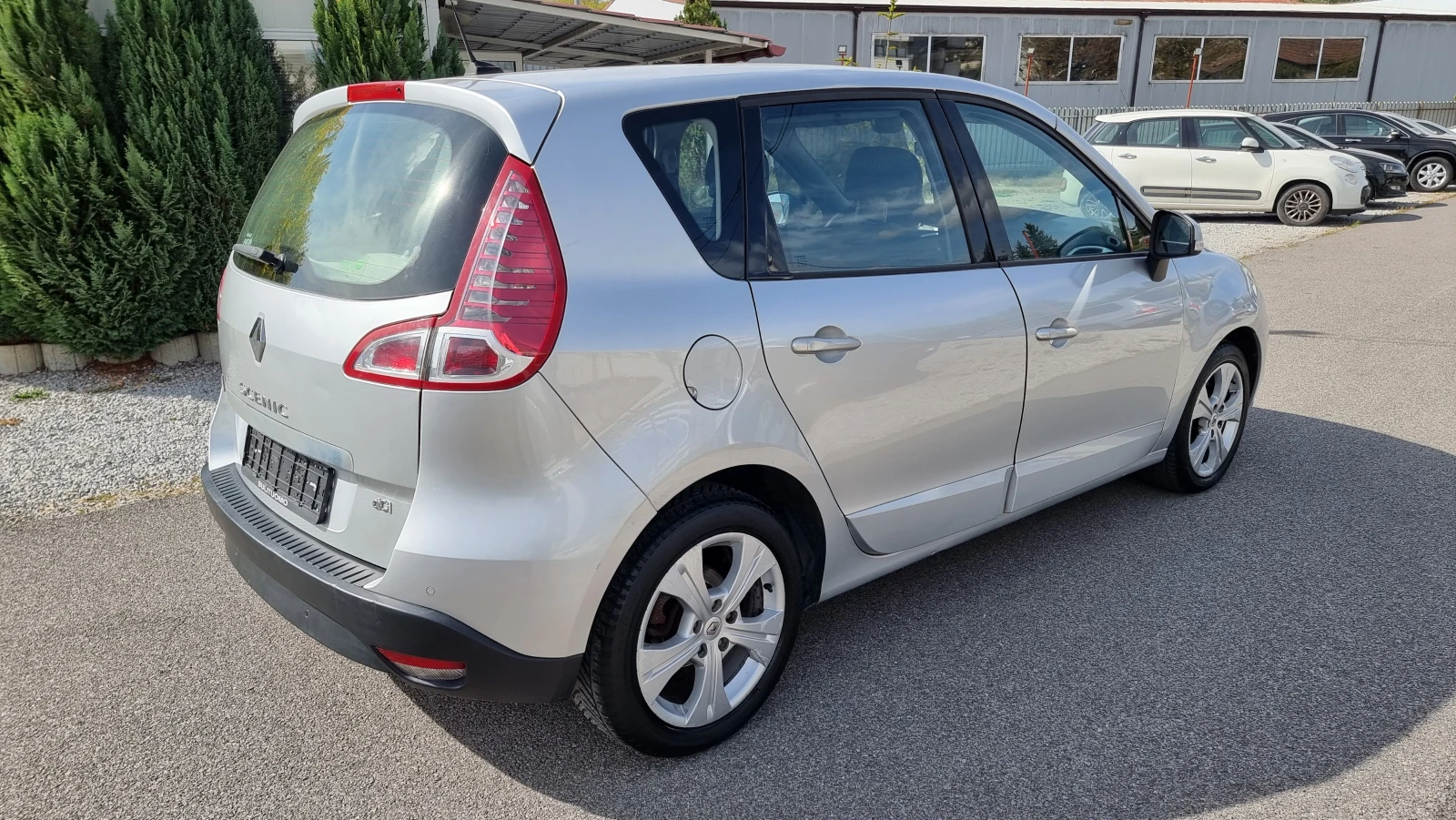 Renault Scenic 1.5DCI X-MOD, снимка 4 - Автомобили и джипове - 56429450