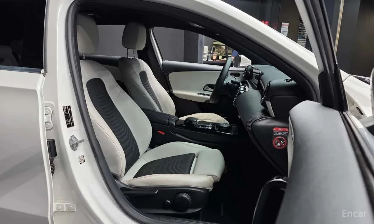 Mercedes-Benz A 220 / HATCHBACK / ��������� ���� �� �������� | Mobile.bg � ����������� 11