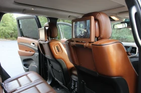 Jeep Grand cherokee SUMMIT* 5.7* 8ZF* TV* PANO* DISTRONIC* ОБДУХ* FULL, снимка 12