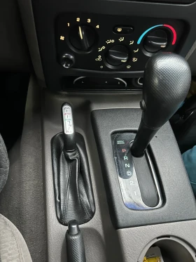 Jeep Cherokee 3.7 Бензин/ Газ, снимка 9