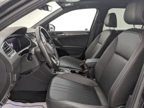 VW Tiguan Comfortline R-Line Black Edition/CARFAX/Blind spot, снимка 8