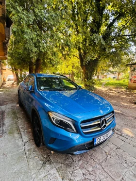     Mercedes-Benz GLA 220 Night package 