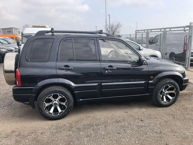 Suzuki Grand vitara 4х4 климатик газов инжекцион, снимка 1 - Автомобили и джипове - 47780611