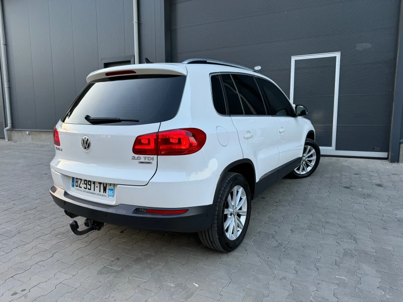 VW Tiguan, снимка 7 - Автомобили и джипове - 48236764