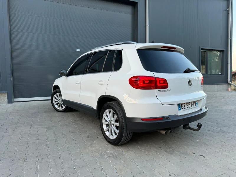 VW Tiguan, снимка 6 - Автомобили и джипове - 48236764