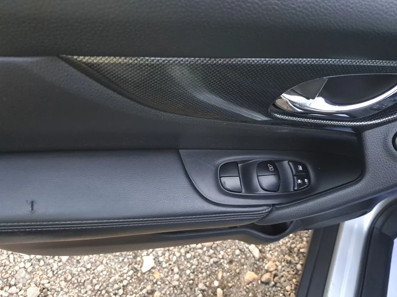 Nissan Rogue 2.5i SL-AWD, снимка 14 - Автомобили и джипове - 52562870