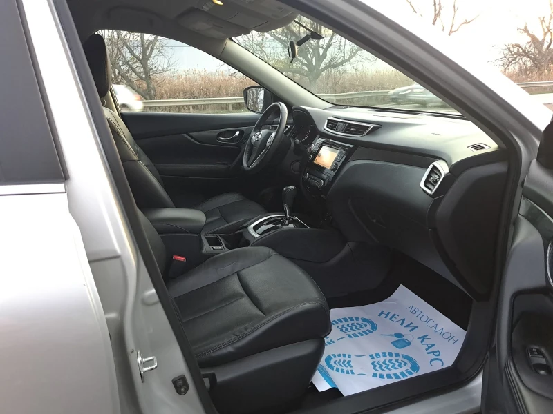 Nissan Rogue 2.5i SL-AWD, снимка 11 - Автомобили и джипове - 52562870