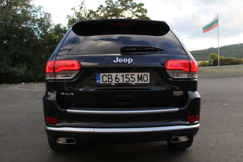 Jeep Grand cherokee SUMMIT* 5.7* 8ZF* TV* PANO* DISTRONIC* ОБДУХ* FULL, снимка 5 - Автомобили и джипове - 52457455