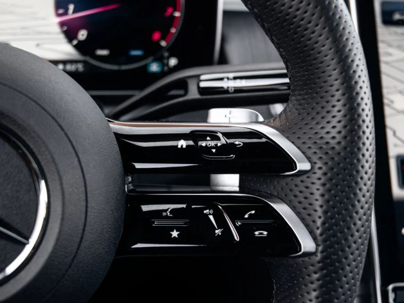 Mercedes-Benz GLC 300 2024| AMG PK| AMBIENT| DISTRONIK| 360| KEYLESS| 9G, снимка 10 - Автомобили и джипове - 53294403