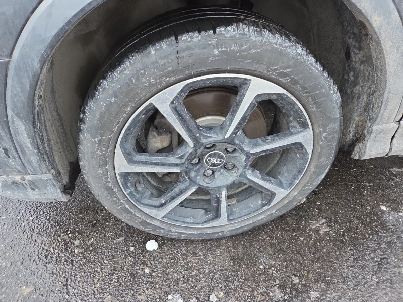 Audi Q3 * PROGRESSIV * CARFAX * БЕЗ ПЪРВОНАЧАЛНА ВНОСКА, снимка 15 - Автомобили и джипове - 52916729