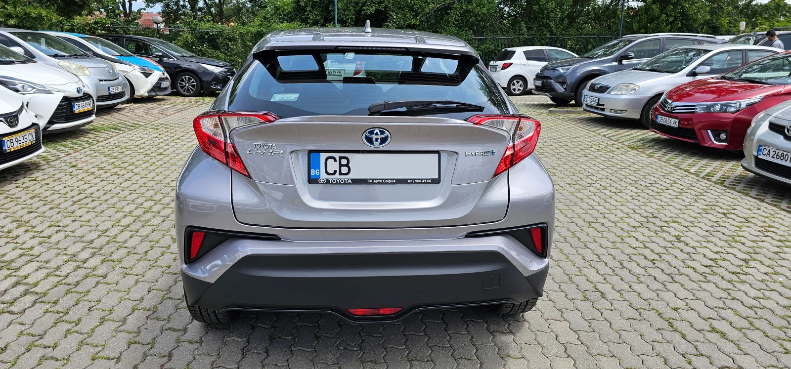 Toyota C-HR 1.8 TM auto - изображение 6