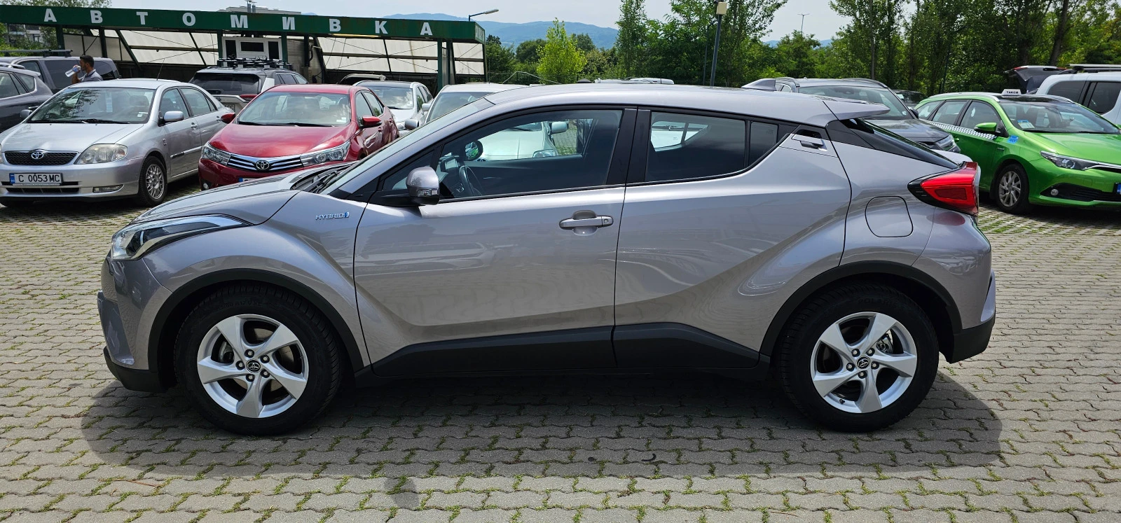 Toyota C-HR 1.8 TM auto - изображение 4