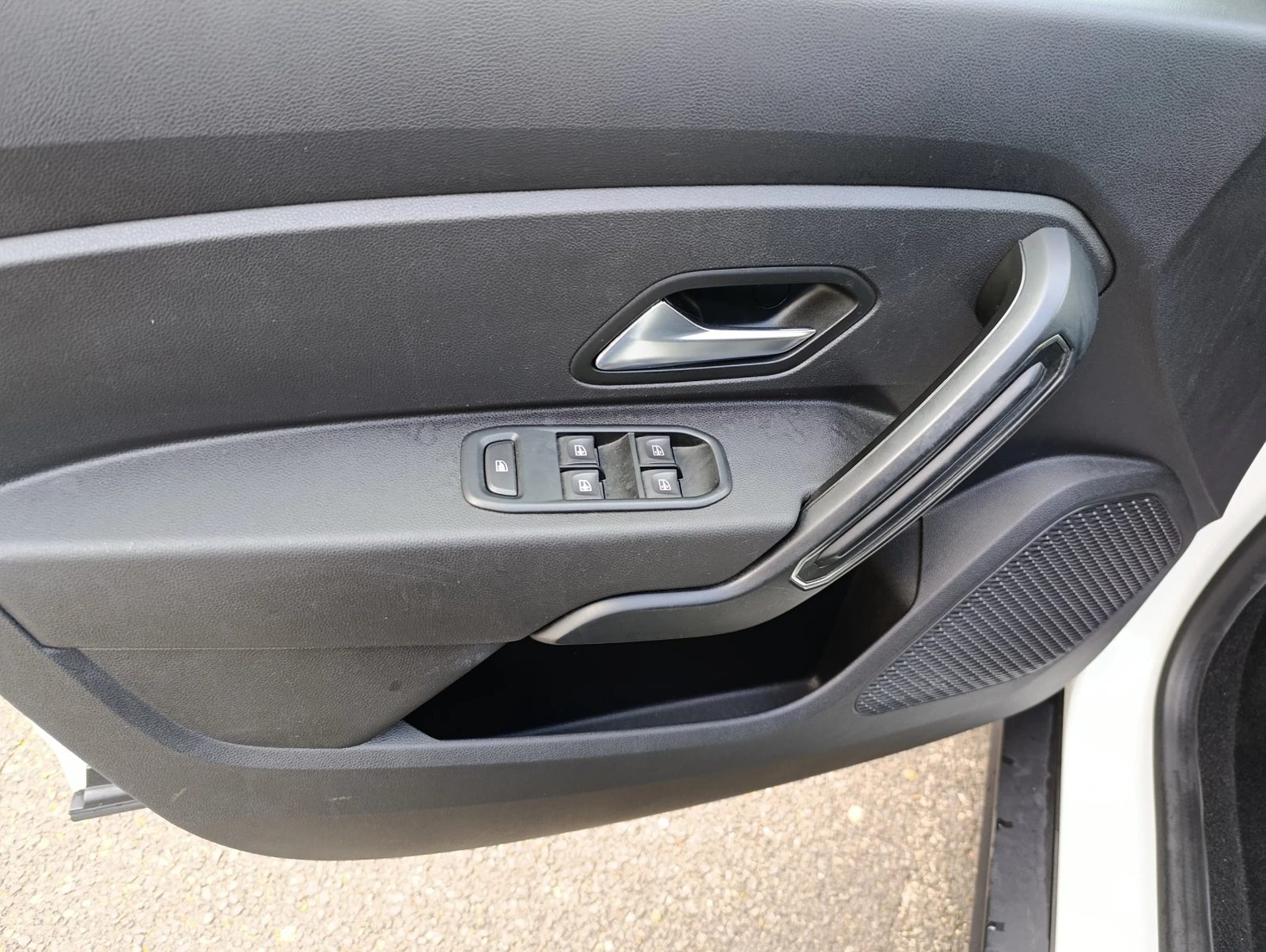 Dacia Duster 1.3TCe-130kc-4x4 N1 | Mobile.bg   12