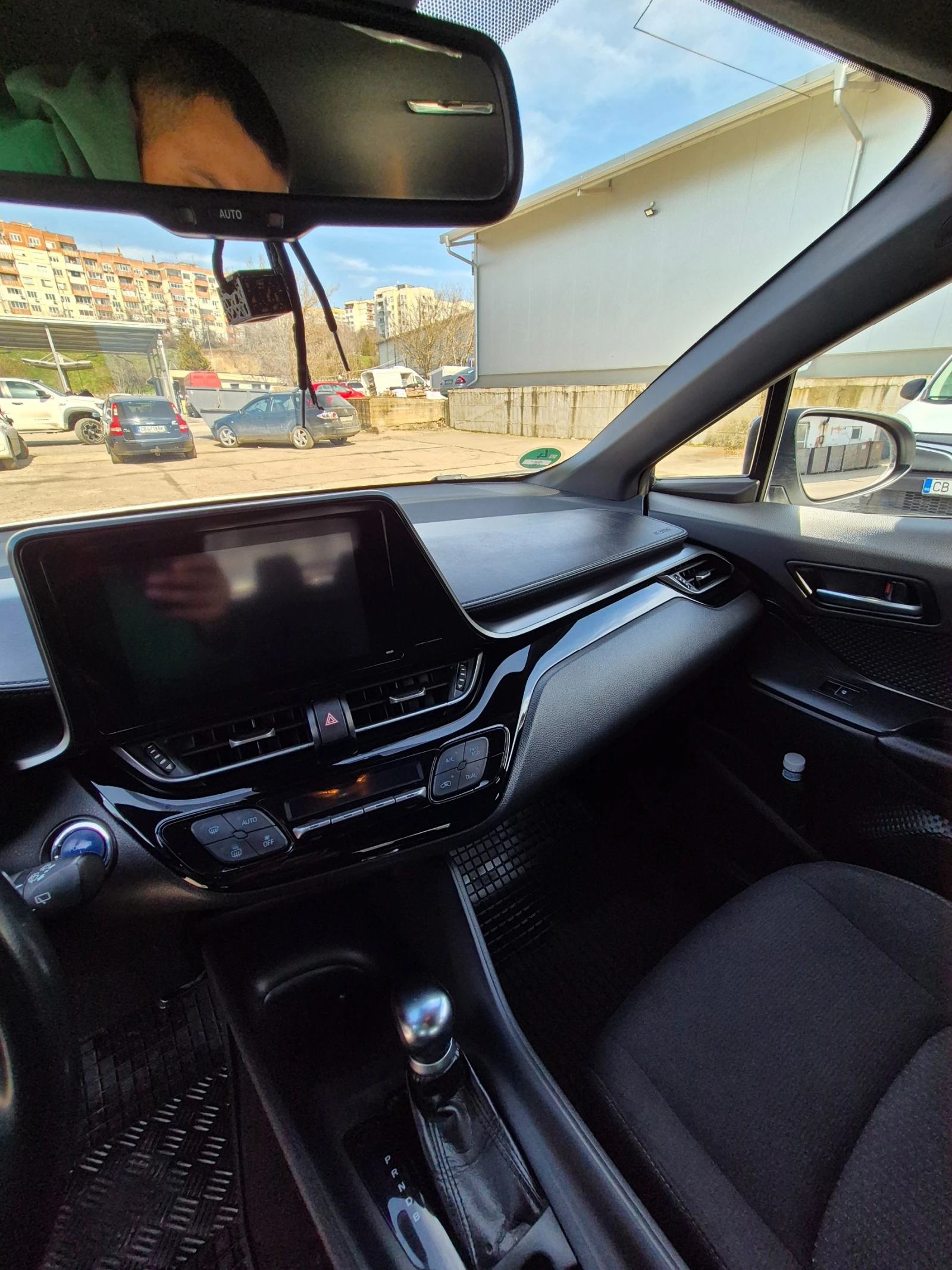 Toyota C-HR 1.8.HYBRID!!122кс бензин!, снимка 8 - Автомобили и джипове - 53700140