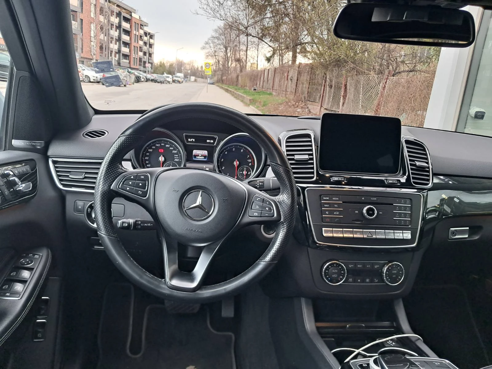 Mercedes-Benz GLE 350 4Matic, снимка 10 - Автомобили и джипове - 54039818