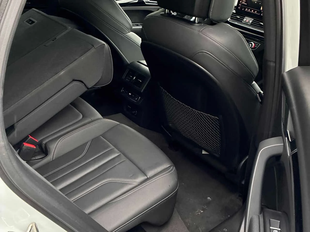 Audi Q5 * Technik * CARFAX * Дистроник * 360 Камери * , снимка 14 - Автомобили и джипове - 54047714