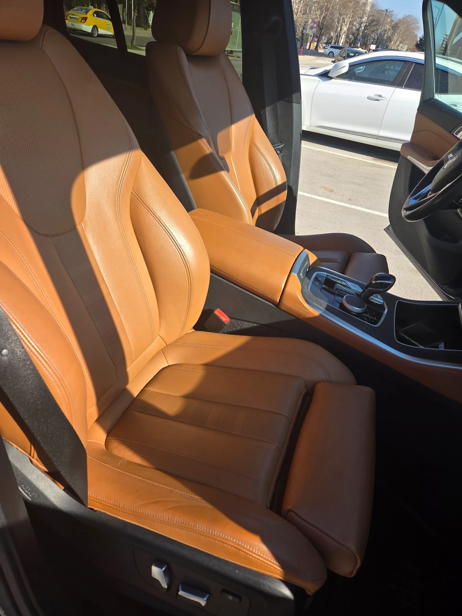 BMW X5, снимка 16 - Автомобили и джипове - 54336643