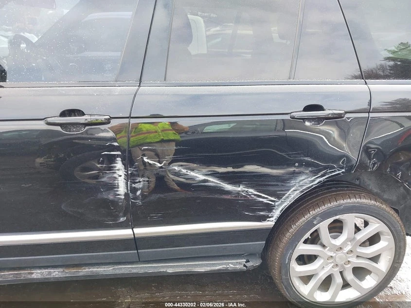 Land Rover Range rover 3.0L V6 Supercharged Hse, снимка 6 - Автомобили и джипове - 54369930