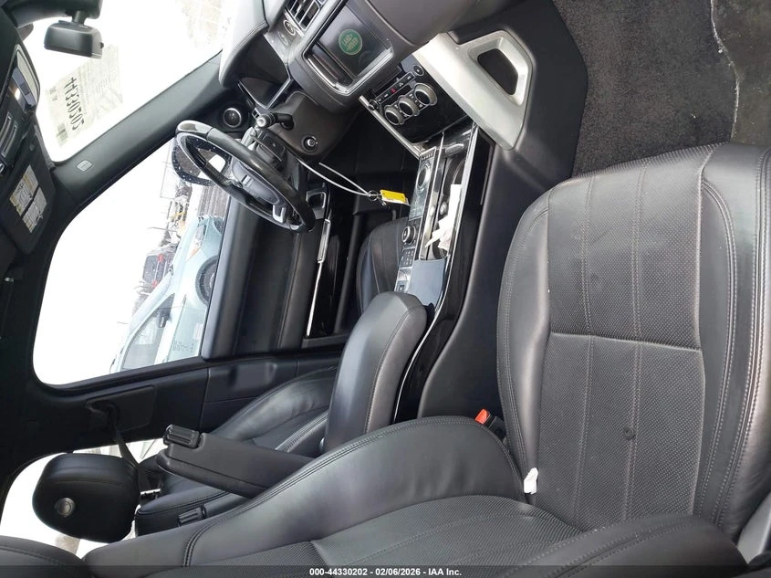 Land Rover Range rover 3.0L V6 Supercharged Hse, снимка 5 - Автомобили и джипове - 54369930