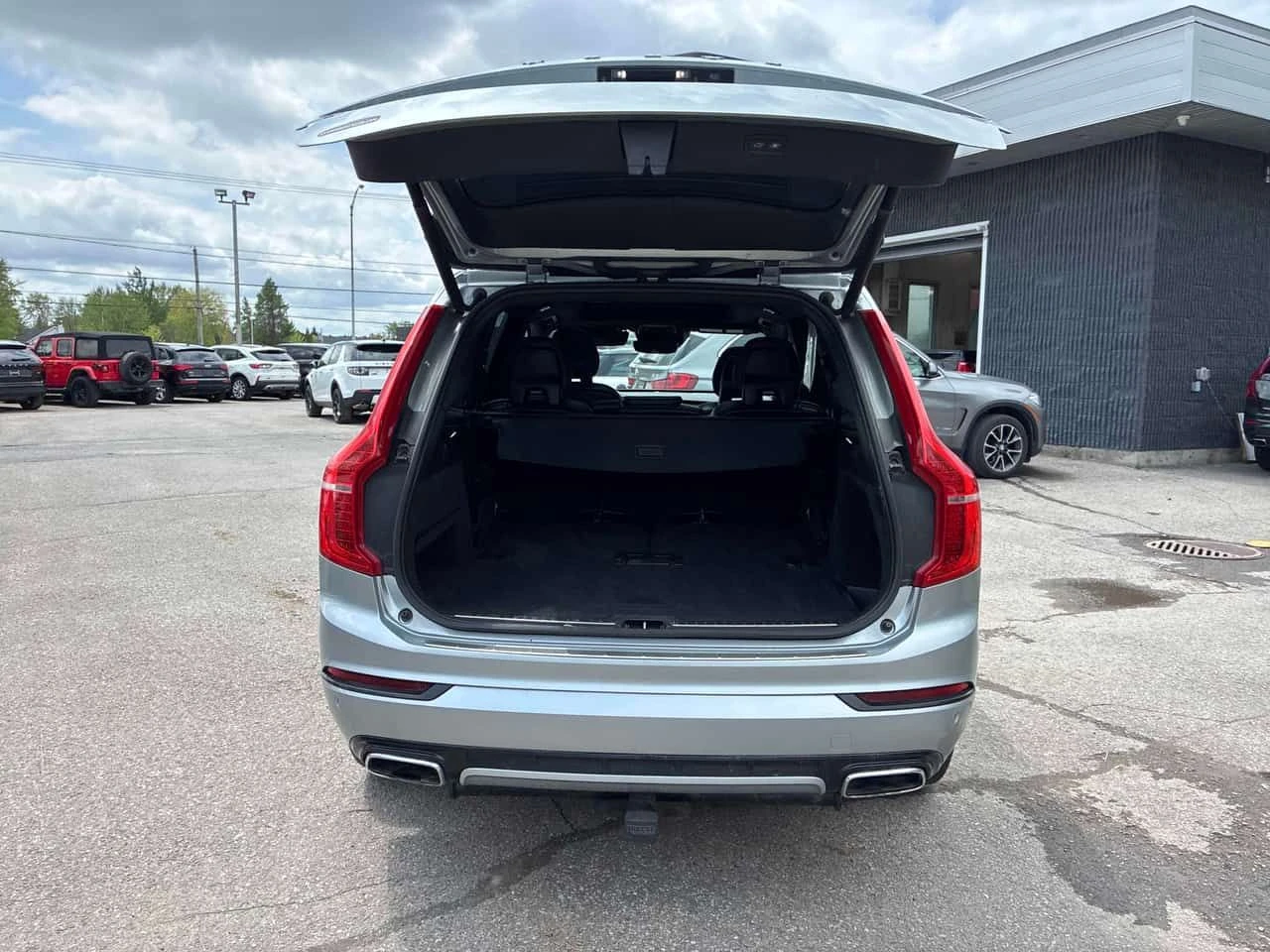 Volvo Xc90 | R Design | ПАНОРАМА | 360 | ПОДГРЕВ | CARFAX | , снимка 14 - Автомобили и джипове - 54616891
