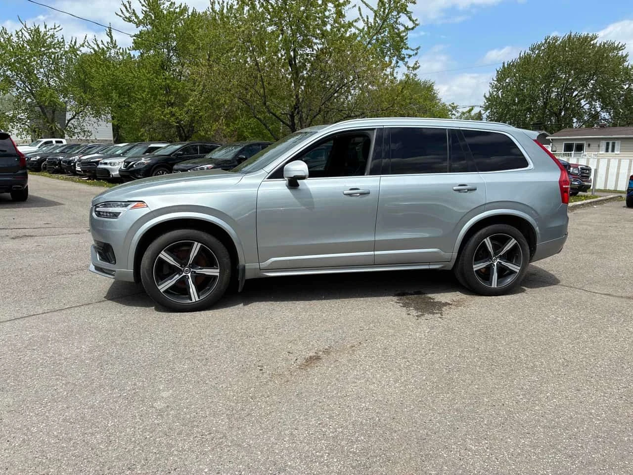 Volvo Xc90 | R Design | ПАНОРАМА | 360 | ПОДГРЕВ | CARFAX | , снимка 2 - Автомобили и джипове - 54616891