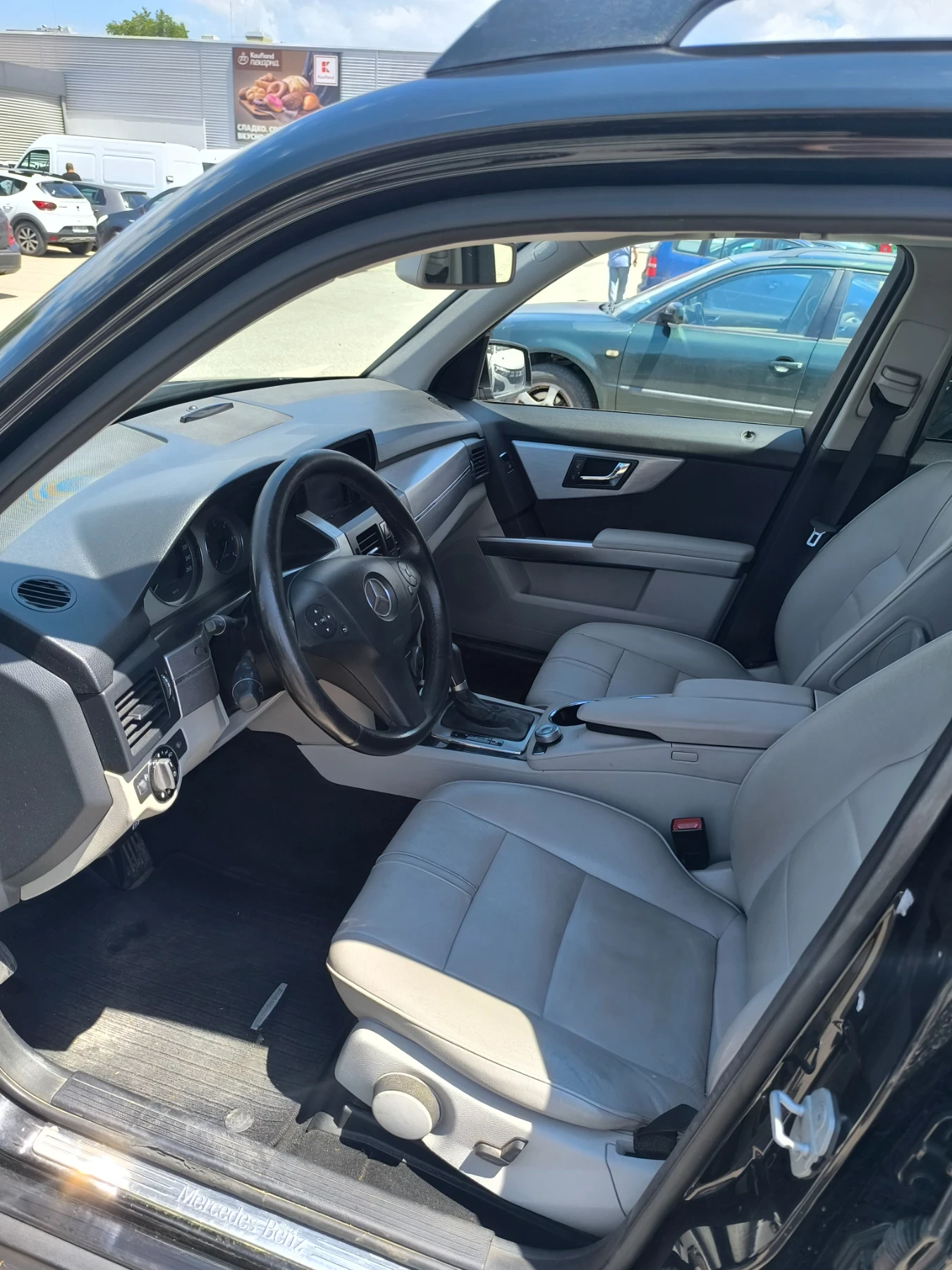 Mercedes-Benz GLK, снимка 9 - Автомобили и джипове - 54991791