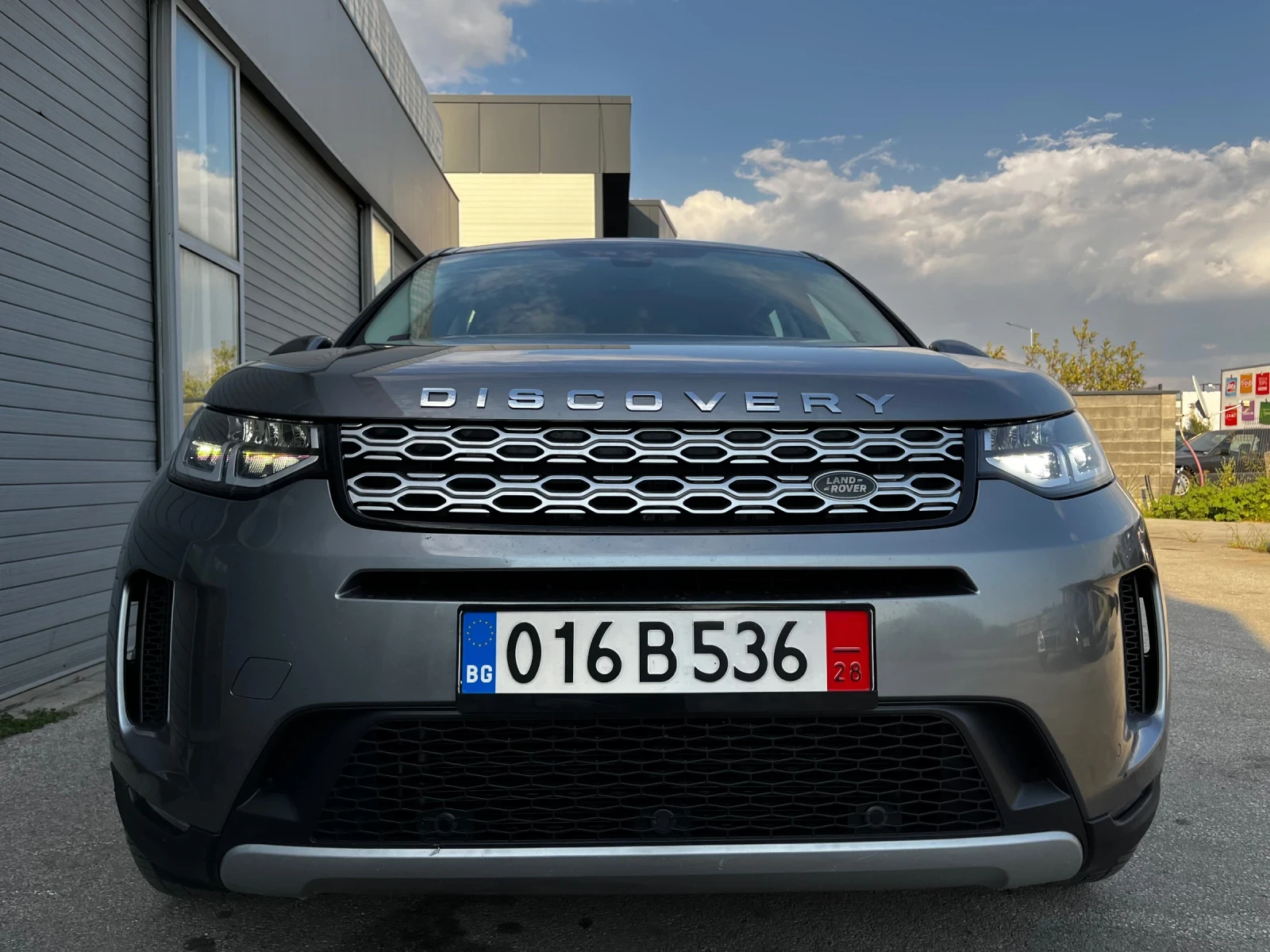 Land Rover Discovery Sport 2.0d hybrid, снимка 2 - Автомобили и джипове - 55630855