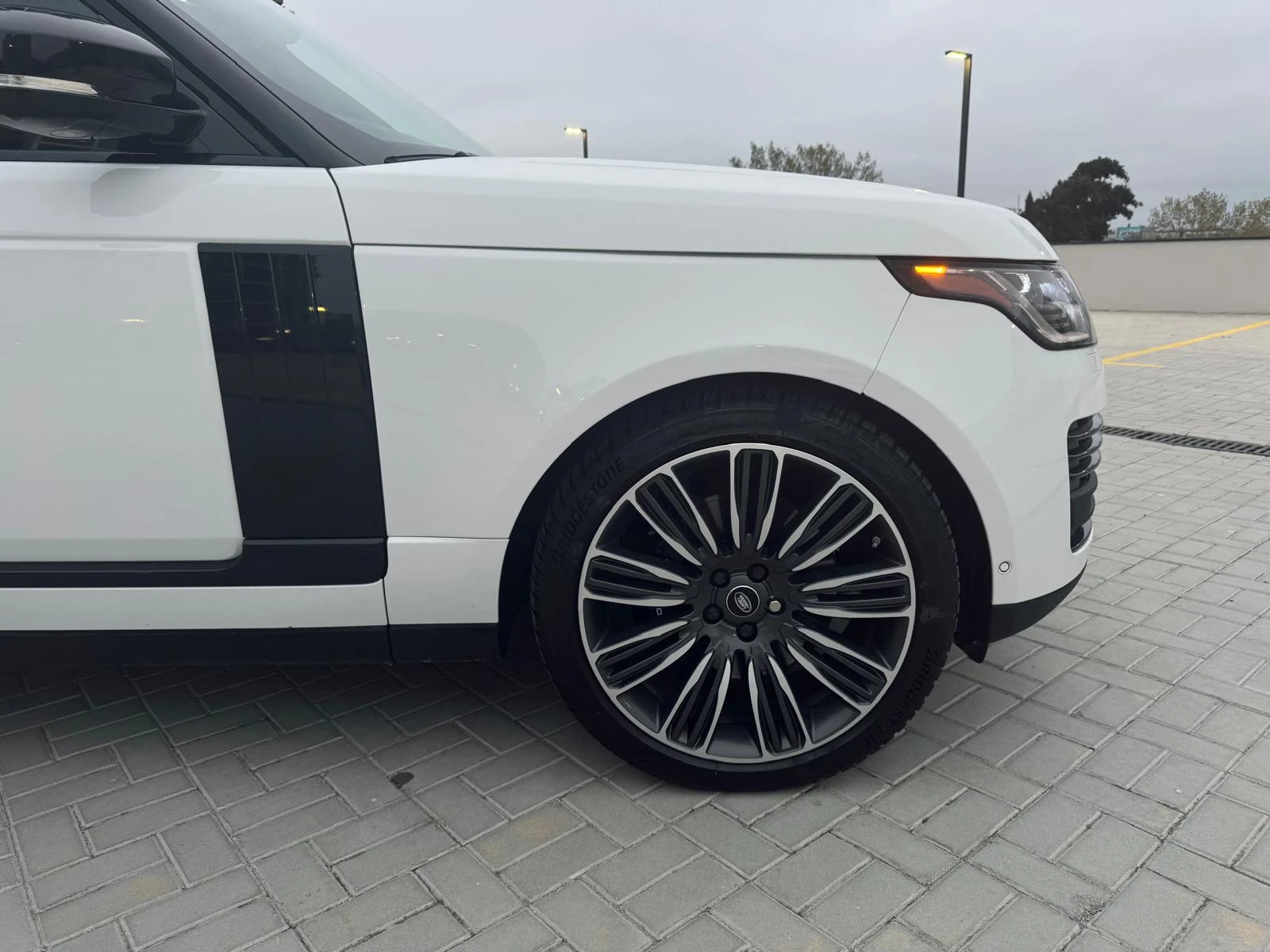 Land Rover Range rover Autobiography, снимка 10 - Автомобили и джипове - 55852801