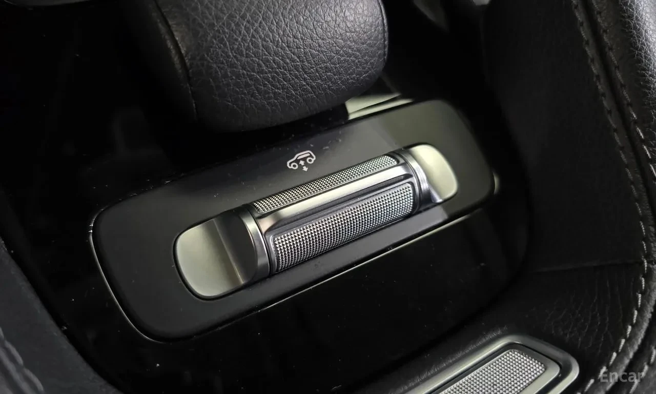 Mercedes-Benz GLE * GLE300d 4MATIC * ЦЕНА ДО БГ, снимка 14 - Автомобили и джипове - 55887034