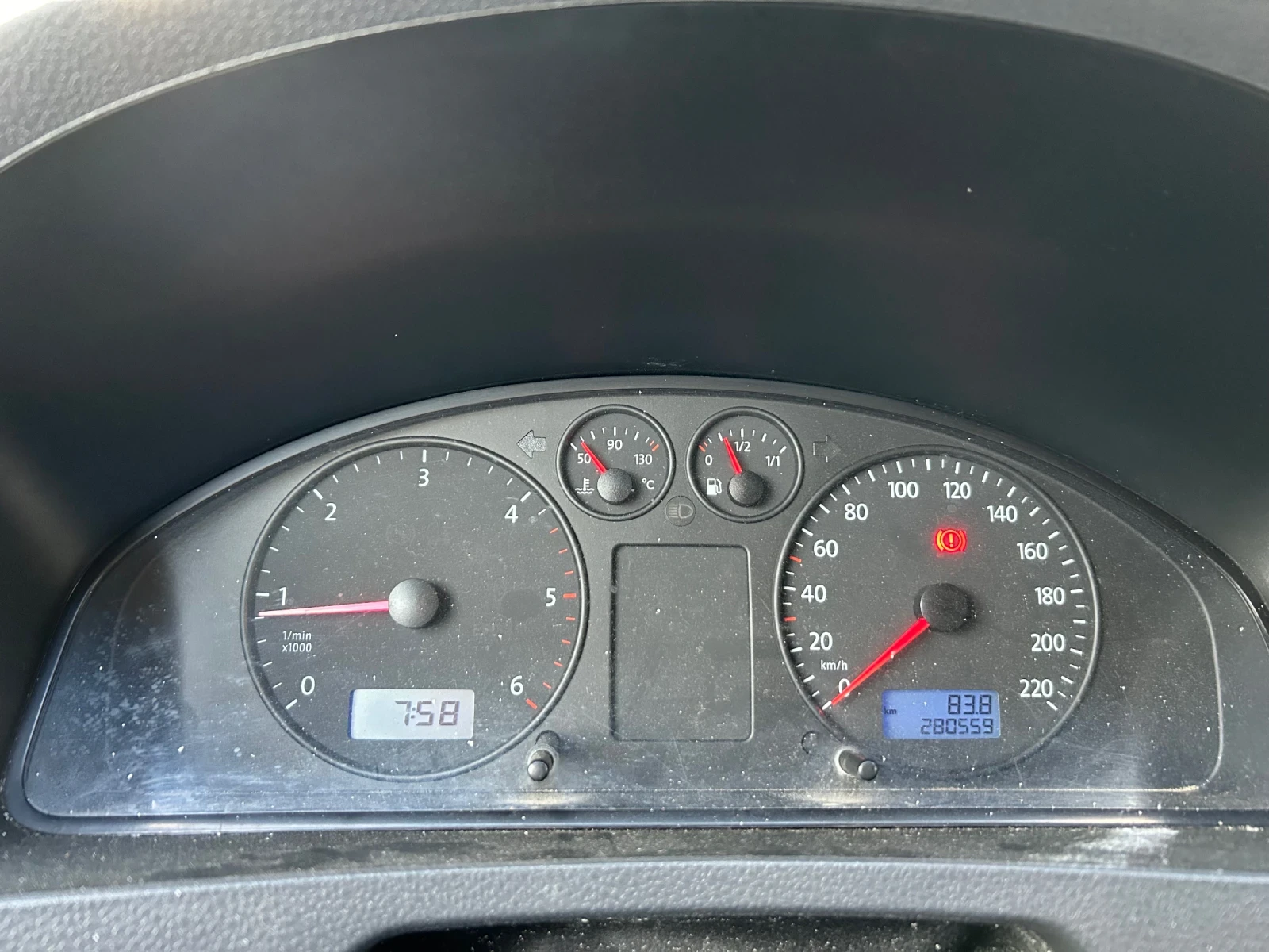 VW Transporter T5 1.9TDi 105HP - изображение 3