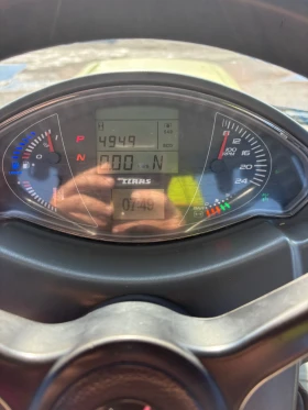 Трактор Claas Axion 850 Cmatic, снимка 7