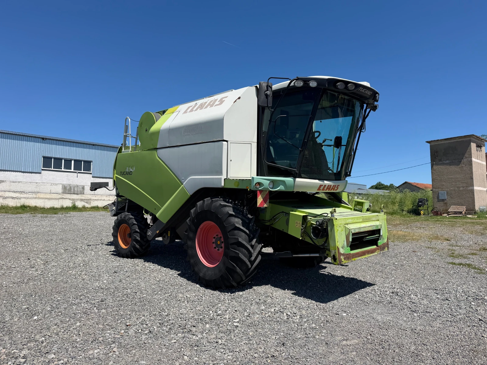 Комбайн Claas TUCANO 430 + C600 + ТАВА ЗА РАПИЦА ЛИЗИНГ