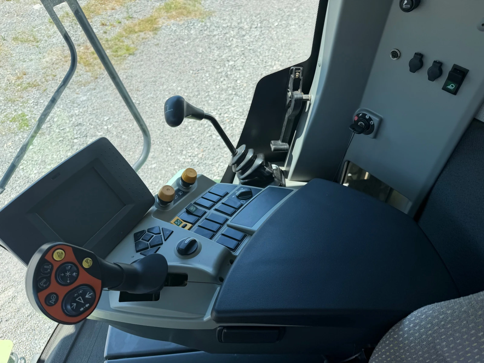 ������� Claas TUCANO 430 + C600 + ���� �� ������ ������ | Mobile.bg � ����������� 11