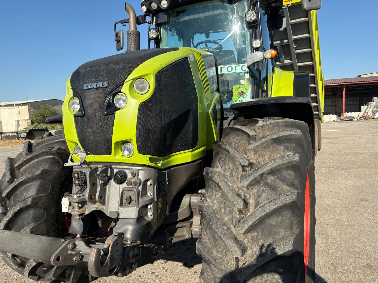 Трактор Claas Axion 850 Cmatic, снимка 3 - Селскостопанска техника - 55742874