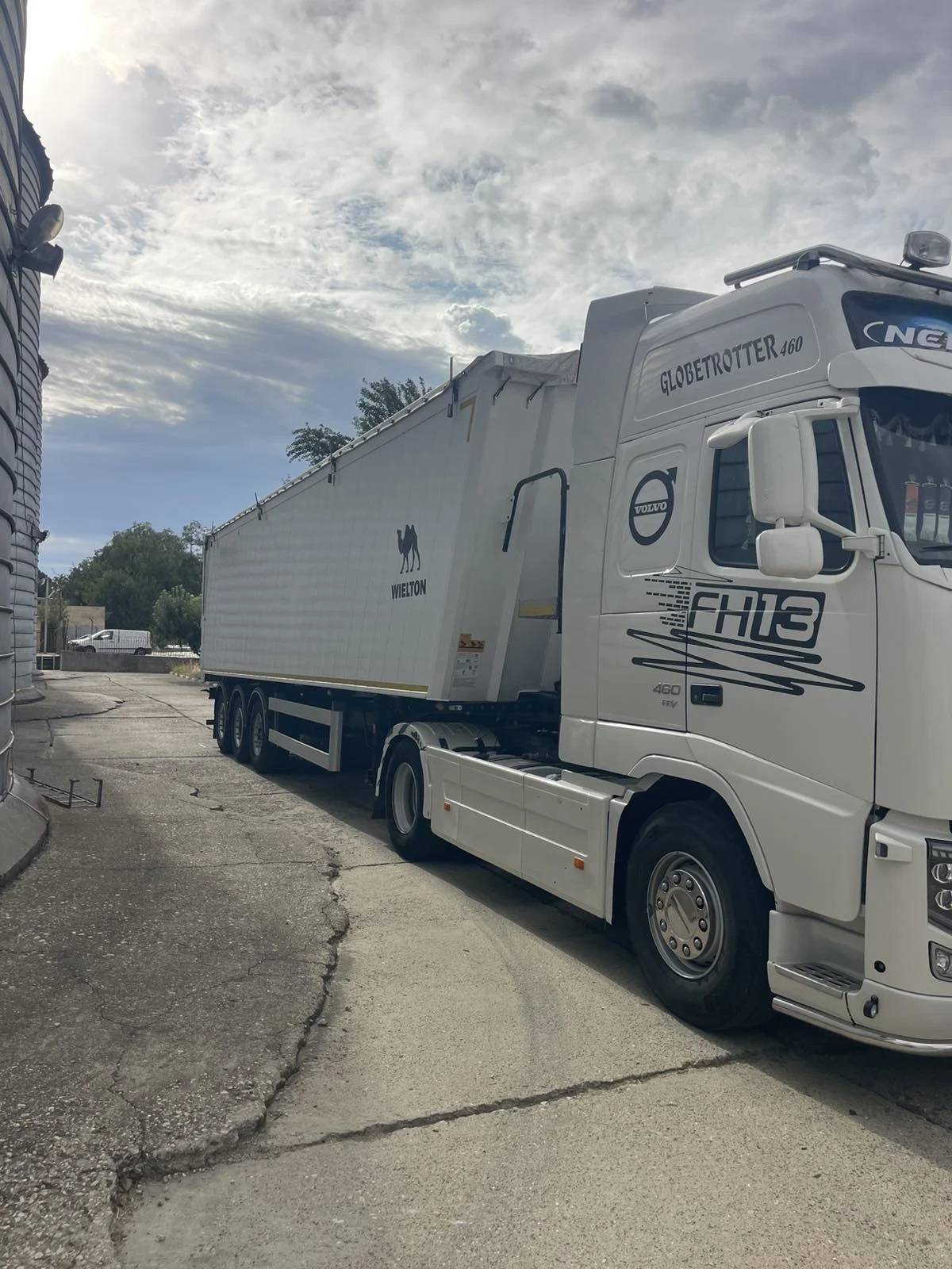 ����������� Wielton ������� * 67��� * ������ | Mobile.bg � ����������� 2