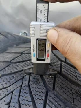 Гуми Зимни 245/45R19, снимка 7