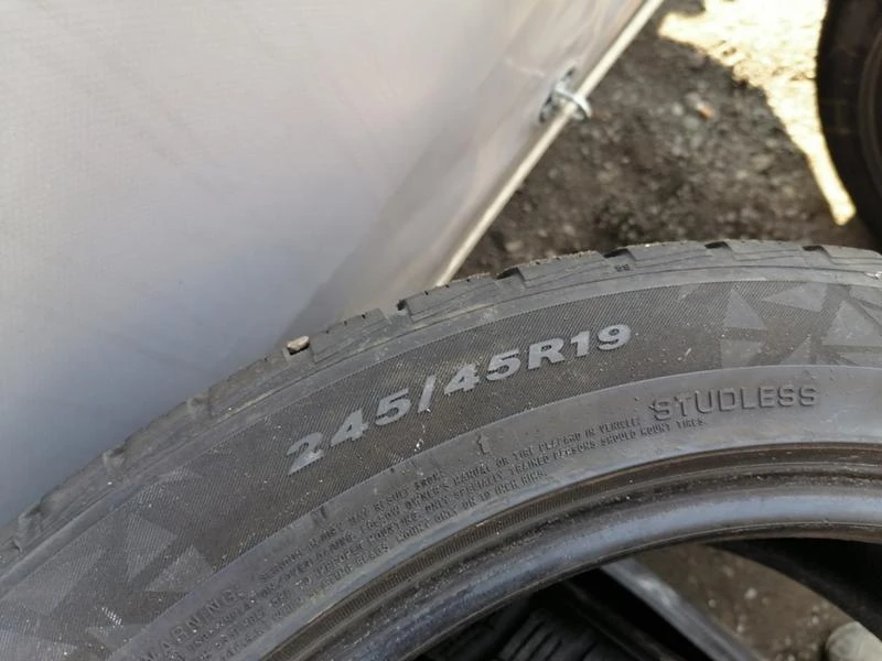 Гуми Зимни 245/45R19, снимка 9 - Гуми и джанти - 32080100