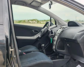 Toyota Yaris 1.4 90 К.С. ДИЗЕЛ, снимка 10