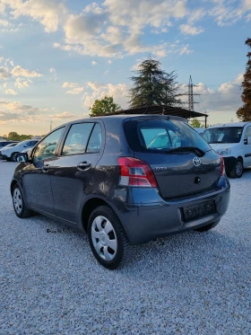 Обява за продажба на Toyota Yaris 1.3, 100к.с. ~8 500 лв. - изображение 3