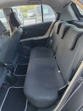 Обява за продажба на Toyota Yaris 1.3, 100к.с. ~8 500 лв. - изображение 7