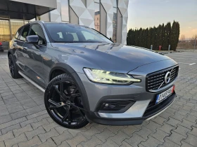 Volvo V60 Cross Country 2.0 B4 Mild Hybrid AWD Вusiness pro line/FULL SERV, снимка 2