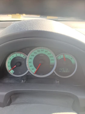 Toyota Corolla verso - 4700 € / 9192.40 лв. - 11301416 10