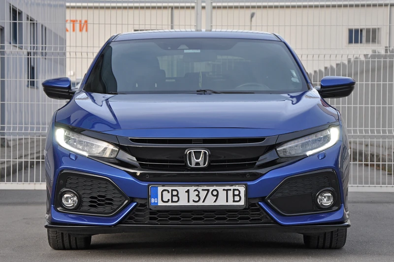 Honda Civic 1.5 VTEC Turbo, снимка 2 - Автомобили и джипове - 47583532