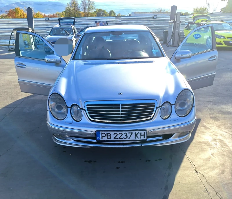 Mercedes-Benz E 280, снимка 1 - Автомобили и джипове - 48099067