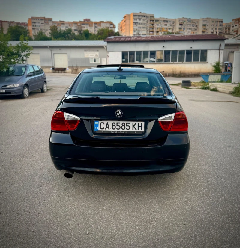 BMW 320, снимка 6 - Автомобили и джипове - 52371053