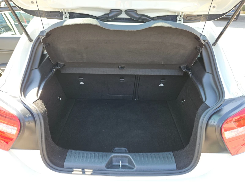 Mercedes-Benz A 180 CDI/AMG/BLACK FRIDAY/LED/КОЖА/NAVI/БЛУТУТ/EURO 5B, снимка 4 - Автомобили и джипове - 51430652